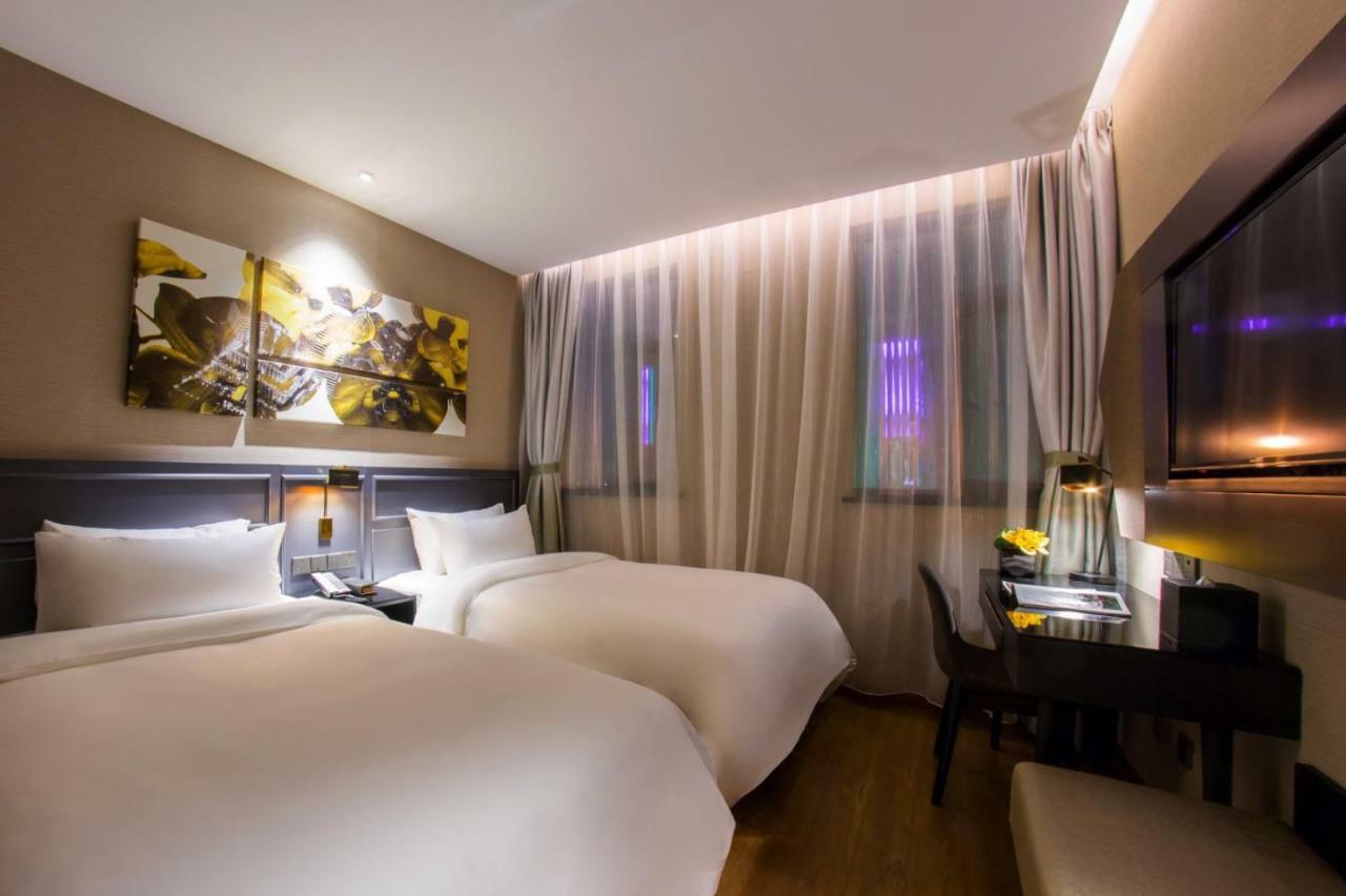 Yitel Premium Hotel Shanghai Exterior photo